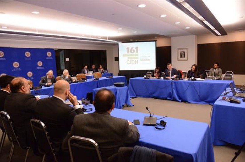 La Comisión Interamericana de Derechos Humanos (CIDH) en la segunda jornada de audiencias públicas. FOTO: EFE