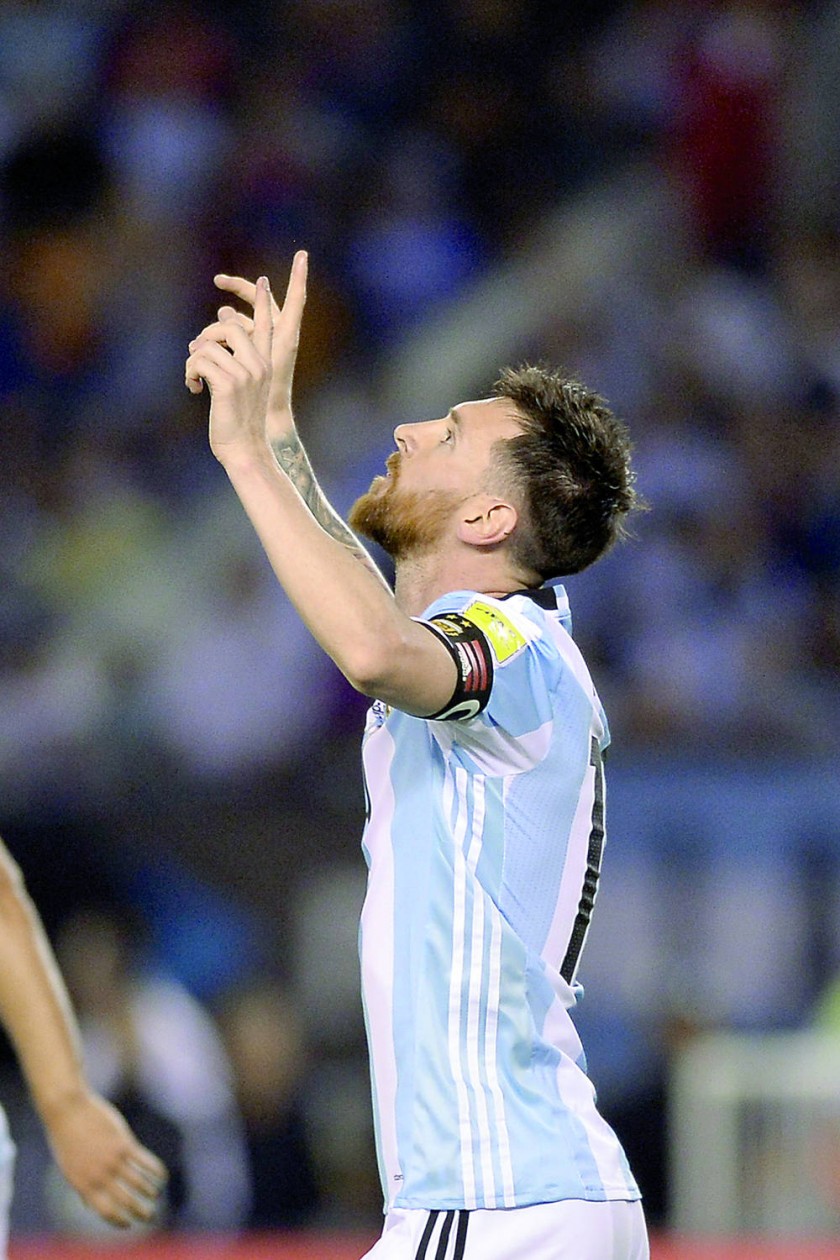 Lionel Messi marcó el único tanto de Argentina con el que se impuso anoche a Chile, en Buenos Aires.