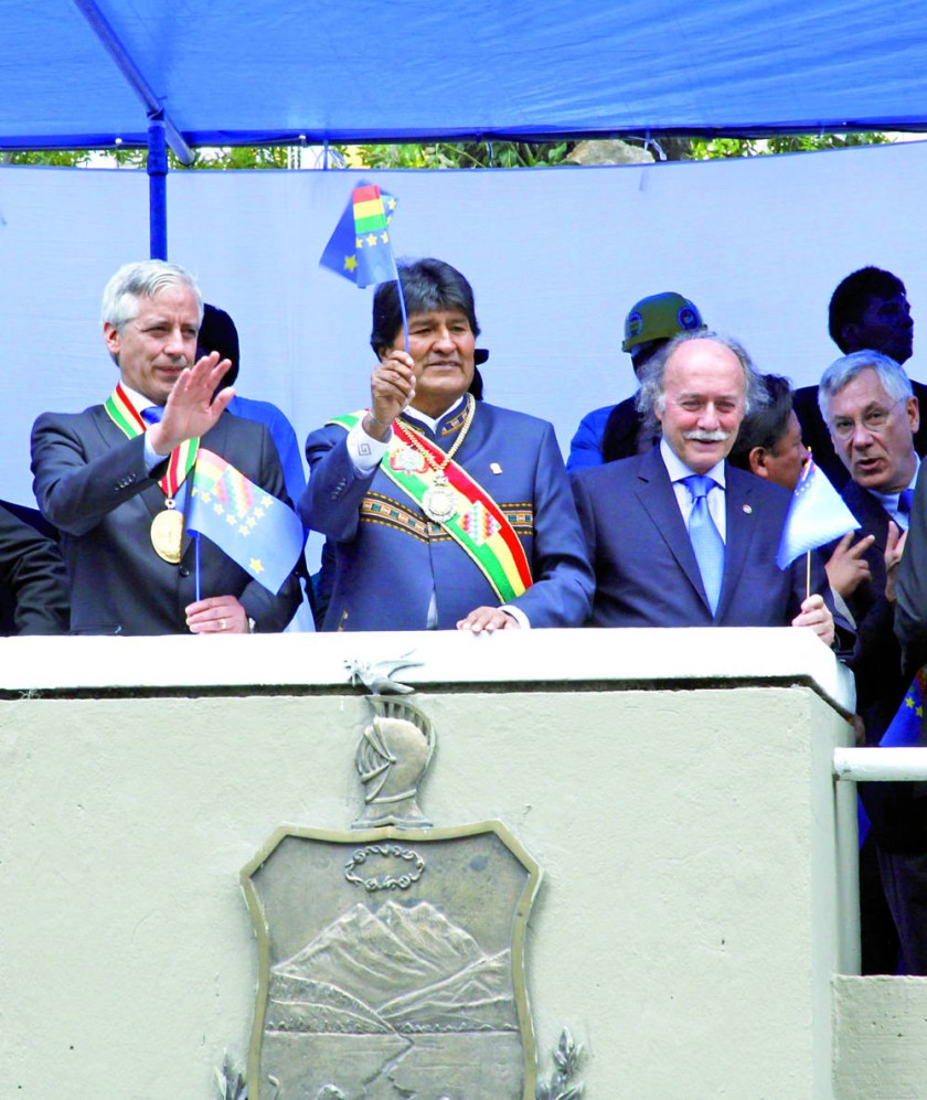 REIVINDICACIÓN. El presidente Evo Morales, durante los actos oficiales del 23 de marzo, en la plaza Eduardo Abaroa...