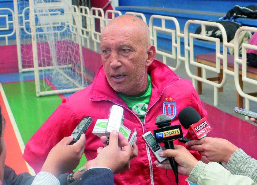 El director técnico argentino dirige a Universitario desde la sexta fecha del Torneo Apertura y sólo cosechó cuatro...