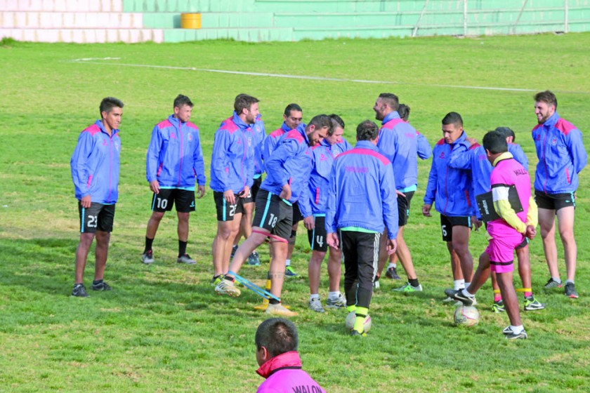 La mitad del plantel estudiantil se encuentra en evaluación de cara al final del campeonato liguero.