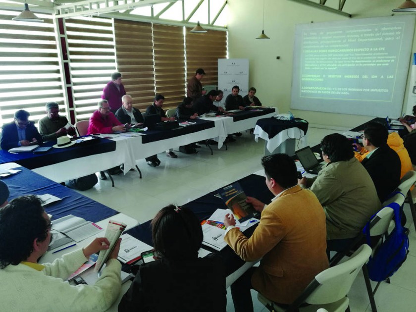 ENCUENTRO. Una imagen de uno de los momentos del taller que organizó la Fundación Jubileo en Cochabamba.