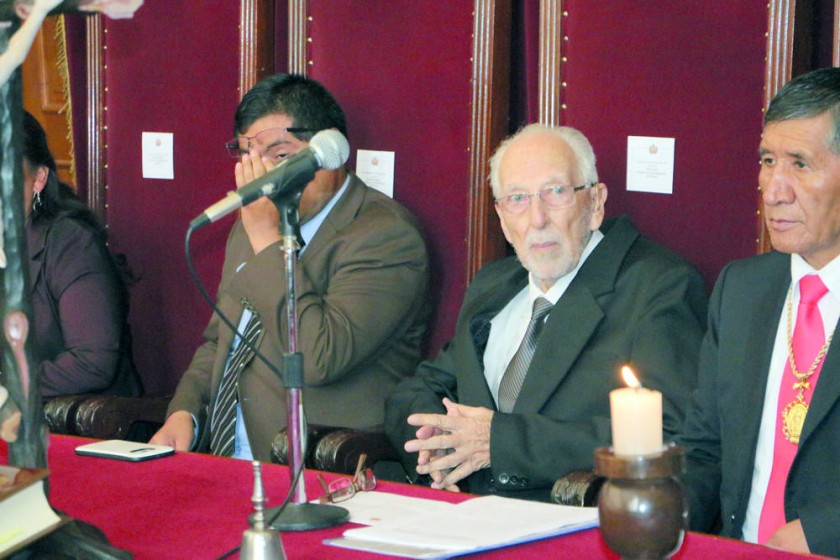 RESPUESTA. El decano en ejercicio de la presidencia del TSJ, Jorge von Borries.
