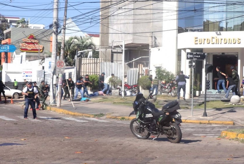 La Policía cree que alguien de la joyerìa estaría involucrado en el intento de atraco. Foto: Archivo