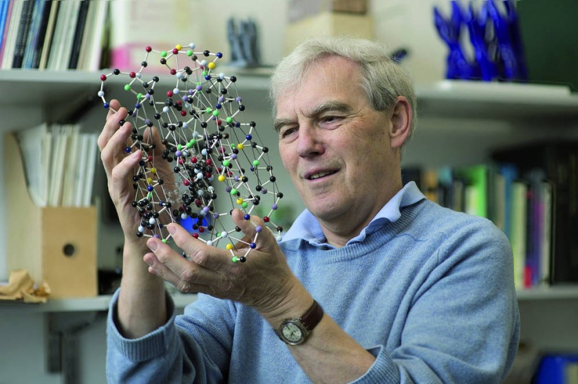 PREMIADO. El científico británico Richard Henderson, uno de los tres ganadores del Premio Nobel de Química 2017.