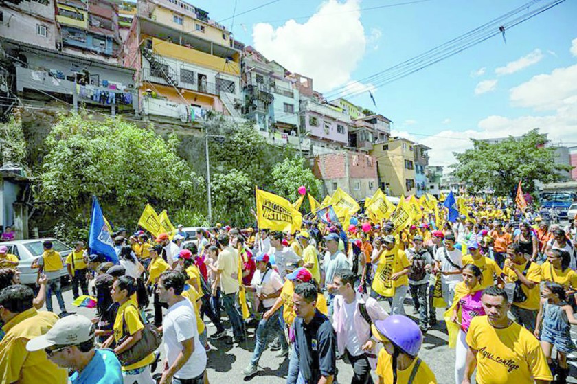CAMPAÑA. Cierre de campaña del candidato opositor a la gobernación del estado de Miranda, Carlos Ocariz.