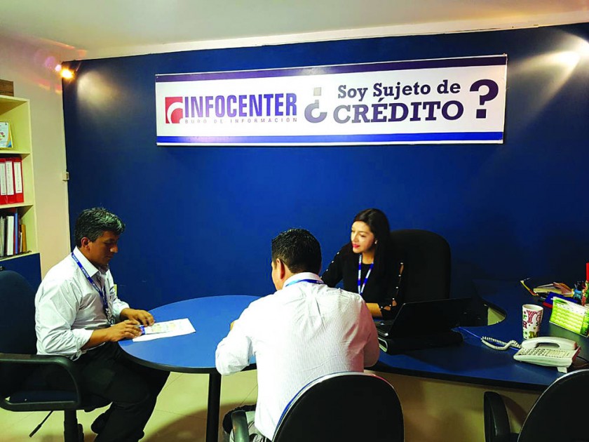 El buró de información INFOCENTER atiende a consumidores financieros y brinda orientación relacionada con el rubro.
