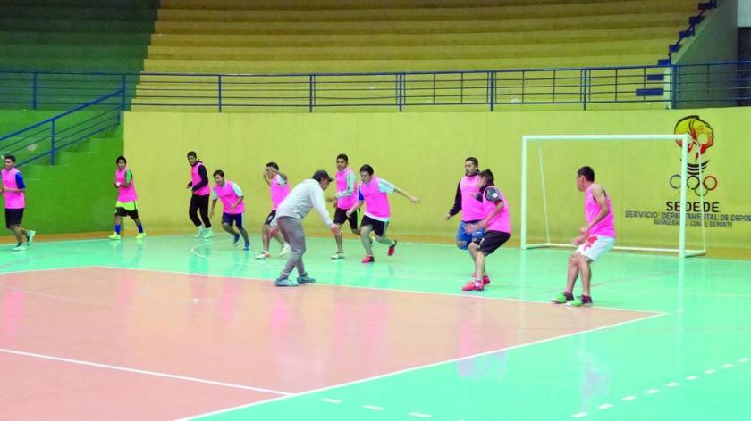 El cuadro chuquisaqueño enfrentará este viernes a Wolf Sport de La Paz, en el coliseo Jorge Revilla Aldana, por las...