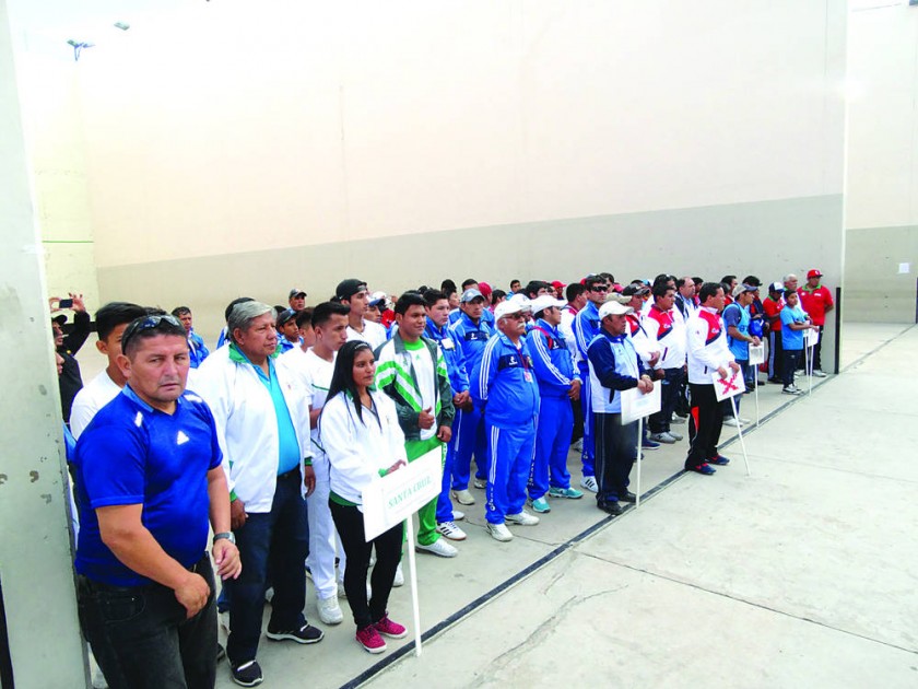 Ayer se inauguró el certamen nacional.