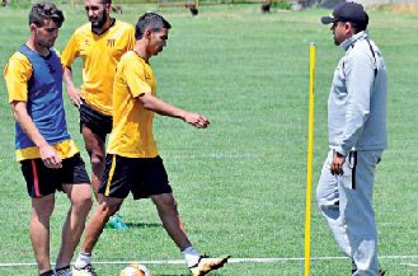 The Strongest abrirá la fecha 16 cuando enfrente esta tarde a Petrolero.