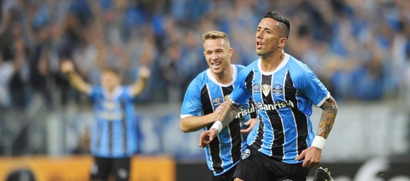 El equipo de Porto Alegre y el elenco “Granate” disputarán esta noche el partido de ida por la final de la Copa...