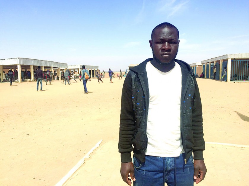 ABUSOS. Mohammed Sheriff, un joven de 23 años de Liberia, en un centro de tránsito de la Organización Internacional...