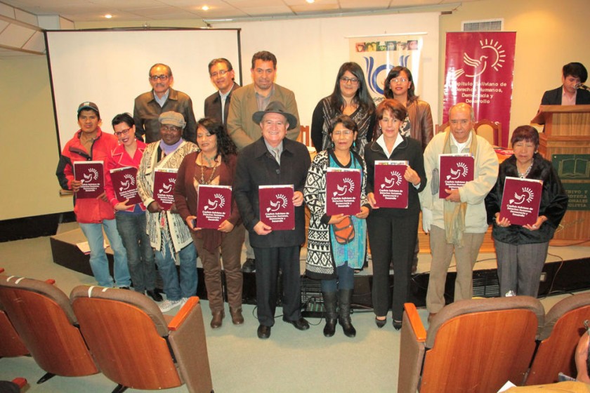 Reconocieron a diez defensores de DDHH
