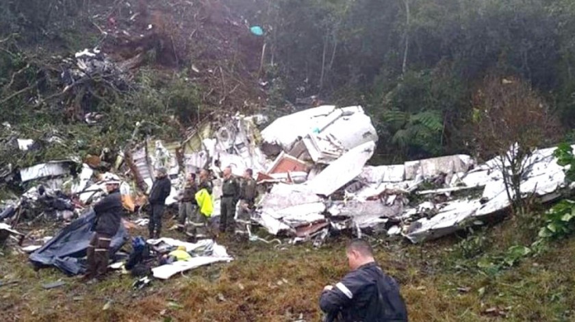 TRAGEDIA. El 28 de noviembre de 2016 un avión de LaMia procedente de Bolivia se estrelló en Colombia con el club de...
