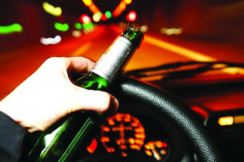 PRECAUCIÓN. Además de los daños a la salud, el alcohol es también un desencadenante de accidentes, muchas veces graves.