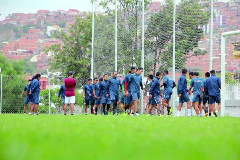 El equipo aviador se entrena en Sucre, donde jugará sus próximos partidos de la fase previa de la Copa Libertadores