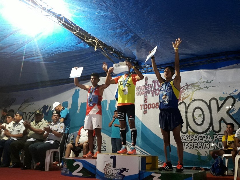 El presidente Evo Morales promueve la práctica del deporte. Foto: Archivo Ministerio de Deportes