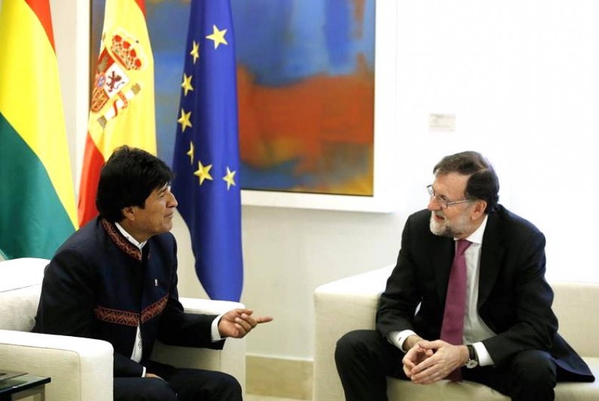 El presidente del Gobierno español, Mariano Rajoy, durante su reunión con el presidente Evo Morales. Foto: EFE