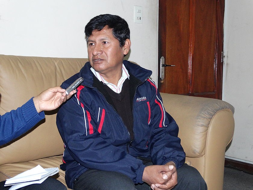 Ángel Mamani presentó su renuncia al cargo de la Jefatura de Límites de Chuquisaca. FOTO: Enrique Quintanilla