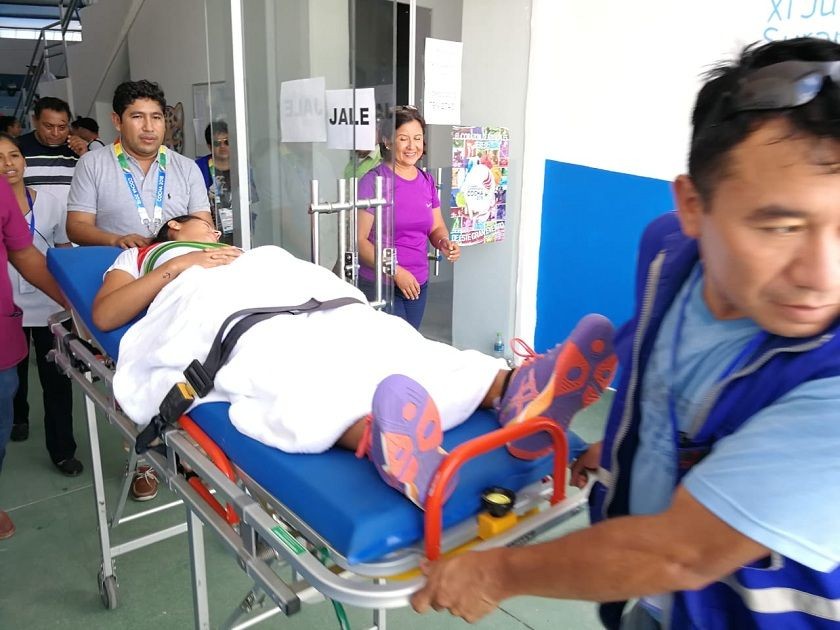 La tenista boliviana tuvo que ser hospitalizada junto a la deportista de Perú, por deshidratación. FOTO: ABI