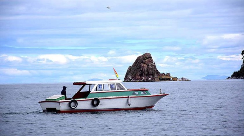 DESAPARECIDO. En el lago Titicaca.