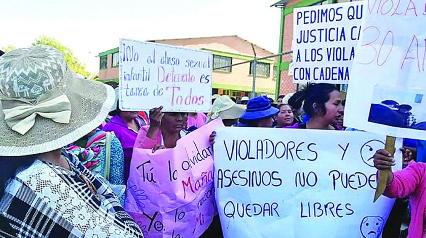 PROTESTA. Pobladores de Lava Lava salieron en marcha esta semana para exigir la máxima sanción para el abusador sexual.