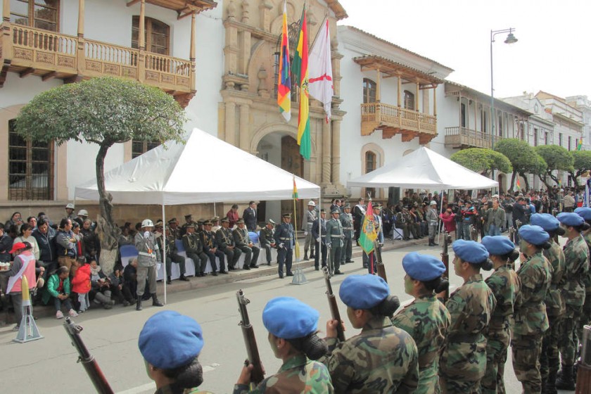 Guarnición Militar de Sucre conmemoró el 193 aniversario de las Fuerzas Armadas