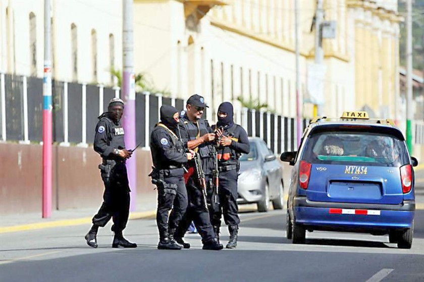 MASAYA. Grupo de policías antidisturbios.
