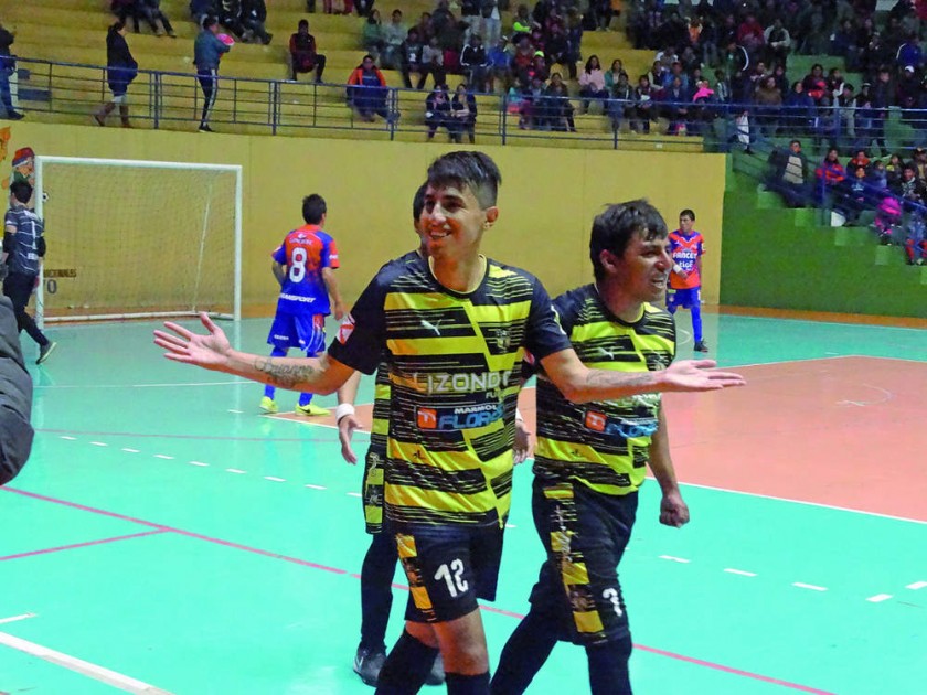 Alan Valda encabeza la “legión capitalina” en las selecciones de futsal.