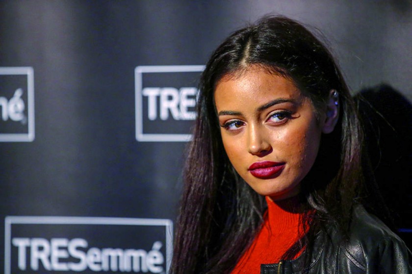 Kimberly, de 19 años, saltó a la fama porque Justin Bieber colgó una foto suya pidiendo a sus seguidores que por...