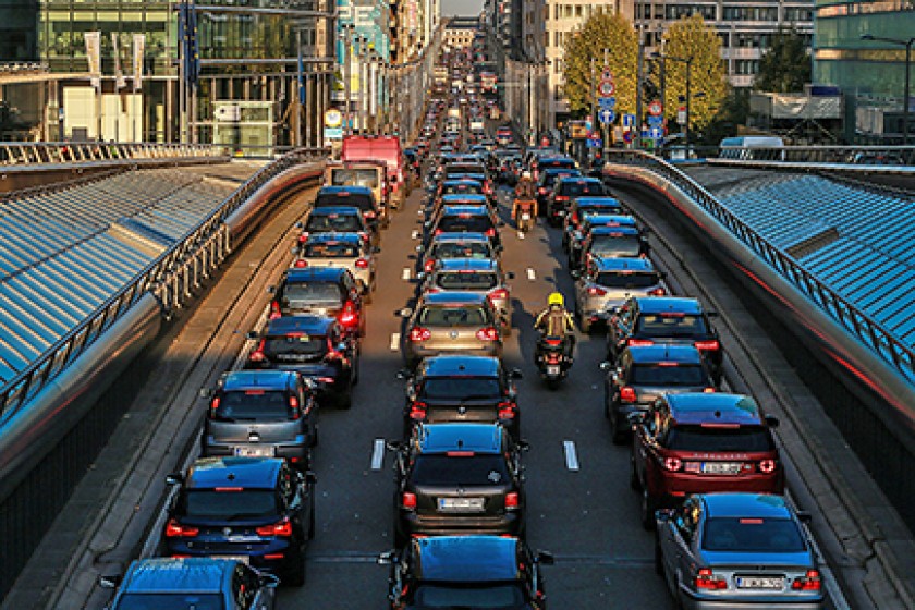 El futuro entrelazado de la industria automovilística y la lucha contra el cambio climático es una de las discusiones pe