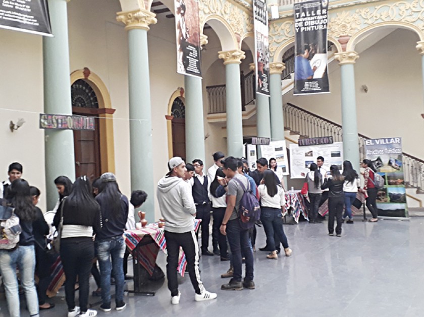 Estudiantes de Turismo invitan a conocer el municipio de El Villar