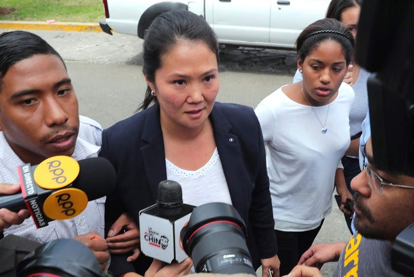 Fotografía de archivo del 3 de octubre de 2018, muestra a Keiko Fujimori (c), hija del ex presidente Alberto Fujimori.