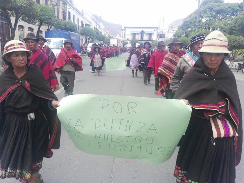 Los integrantes de los ayllus de Quila Quila denuncian agresiones de parte de sindicatos. FOTO: CORREO DEL SUR