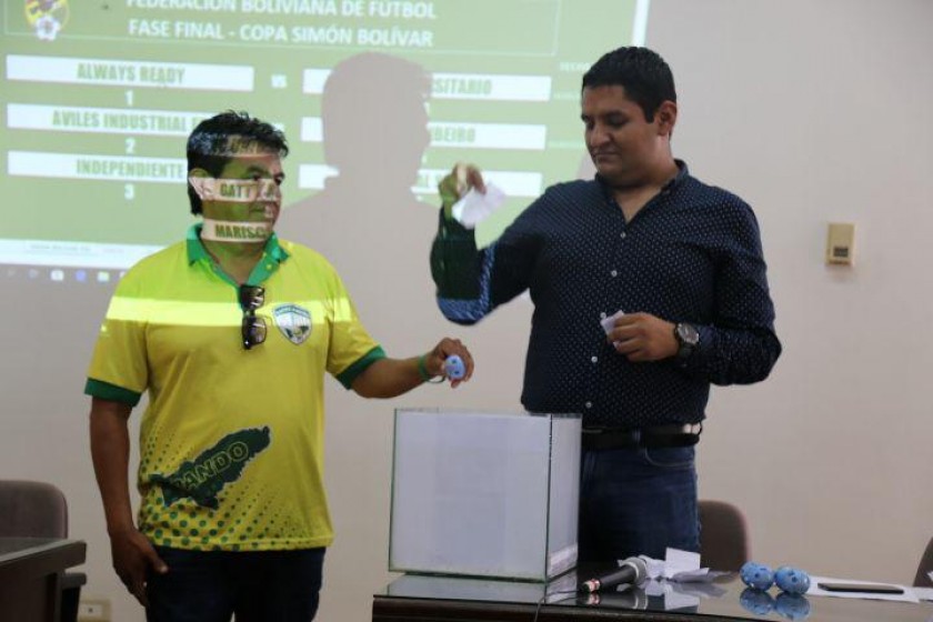 El sorteo de las llaves de la segunda fase de la Copa Simón Bolívar realizado esta tarde. FOTO: Gentileza