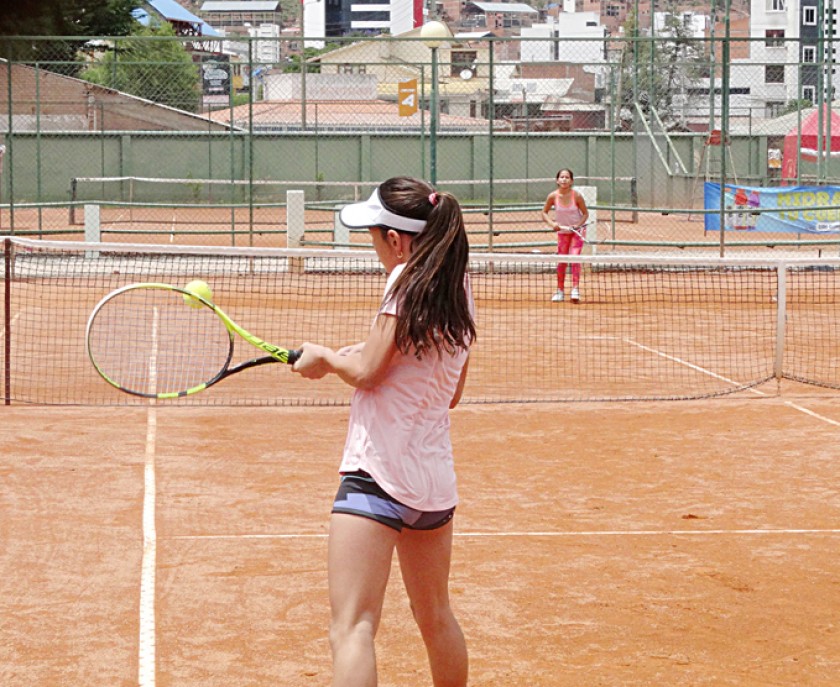 Una de las finales disputadas ayer en el complejo deportivo La Madona, que acogió el torneo por una semana.
