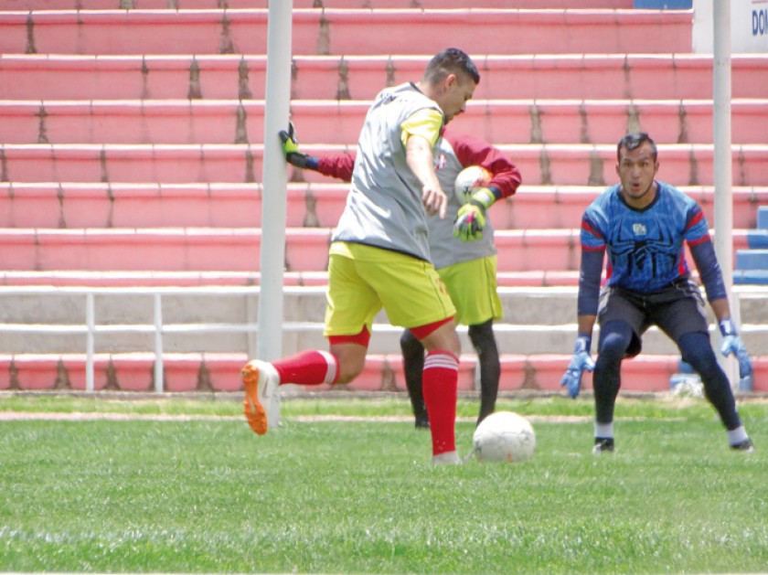 Independiente llega al partido de hoy con la obligación de ganar, otro resultado lo deja fuera del torneo.