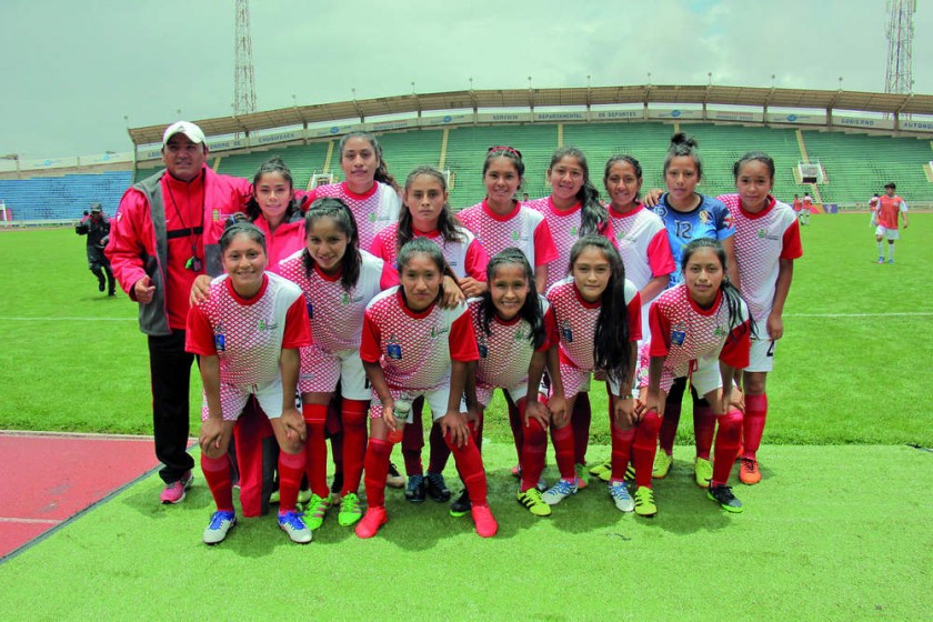 La selección masculina viene de golear a Santa Cruz y la de damas de caer ante el mismo Departamento.