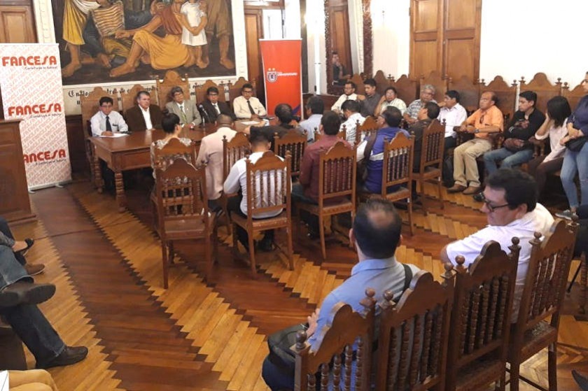 La conferencia a la que convocaron las autoridades de San Francisco Xavier. CORREO DEL SUR