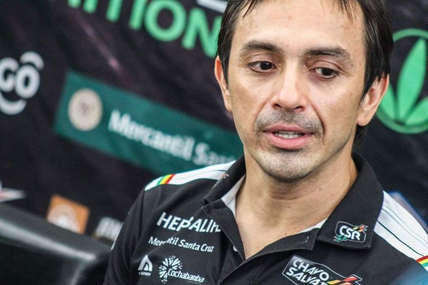 El piloto boliviano Chavo Salvatierra fue retirado del Dakar, por una observación a su cuadriciclo. FOTO: Twitter