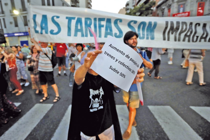 ANUNCIO. La crisis en Argentina se convierte en un factor que distorsiona las posibilidades de mejoramiento de la econom