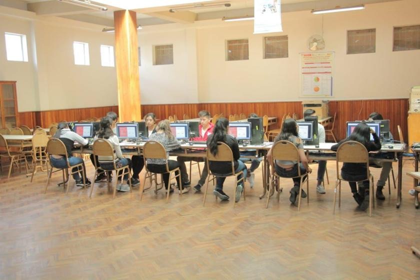 El examen de admisión se lleva a cabo en los recintos de San Francisco Xavier. FOTO: José Luis Rodríguez