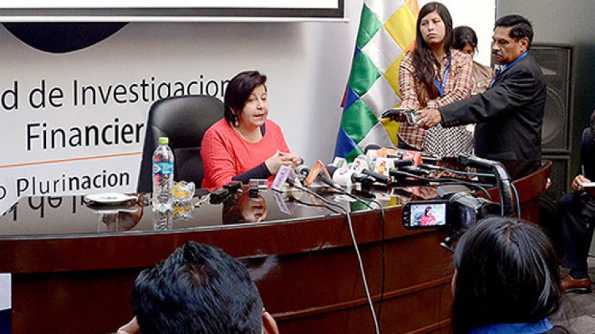 La Unidad de Investigaciones Financieras (UIF) investigará dos polémicos casos del país. FOTO: Erbol