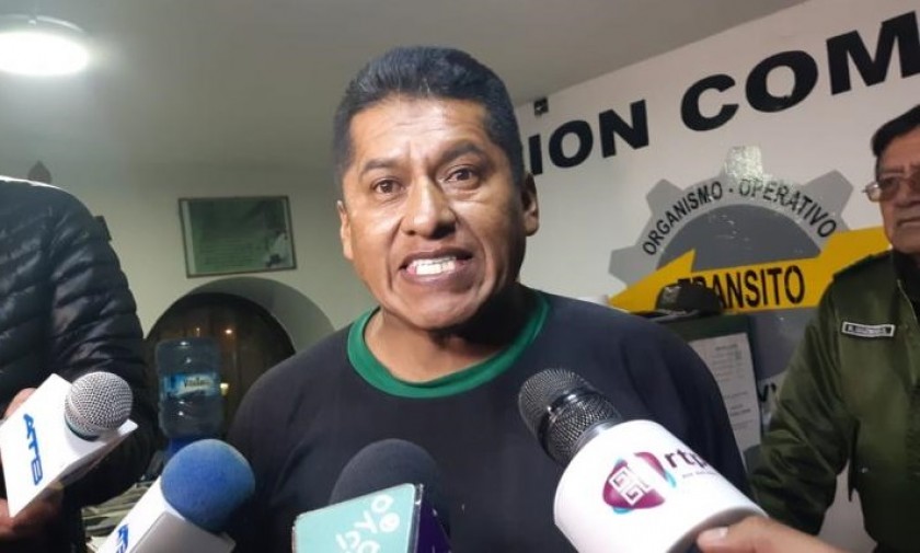 Ernesto Cordero fue aprehendido por conducir en estado de ebriedad y agredir a dos policías. Foto: RRSS