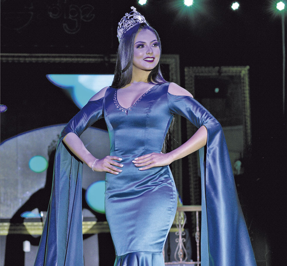 REINA. Elena Romero, Miss Chuquisaca 2018, cedió su corona y su título.