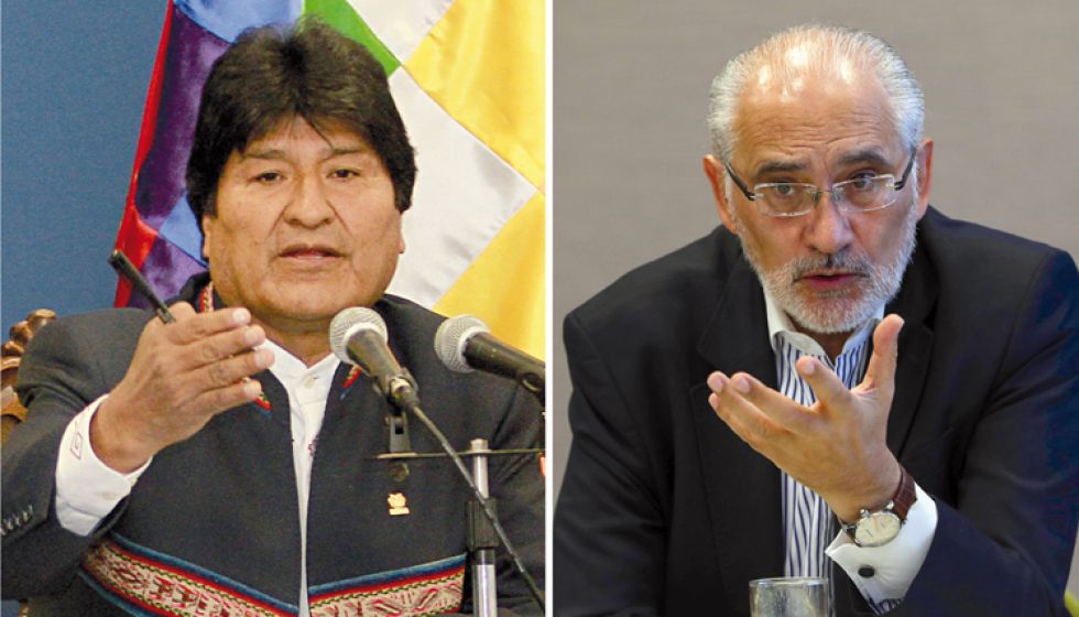 Cara a cara. Los candidatos a la presidencia del Estado, Evo Morales y Carlos Mesa.