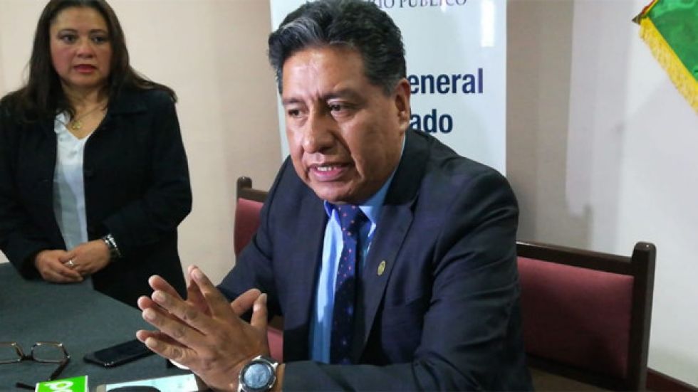 El fiscal departamental William Alave confirmó que investigan a personas que descalificaron a Romero en redes sociales.