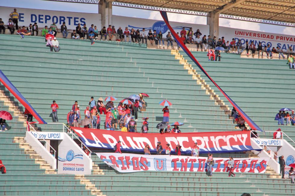 Para el partido de este domingo en el Estadio Patria, las barras de “Inde” y la “U” podrán ingresar.