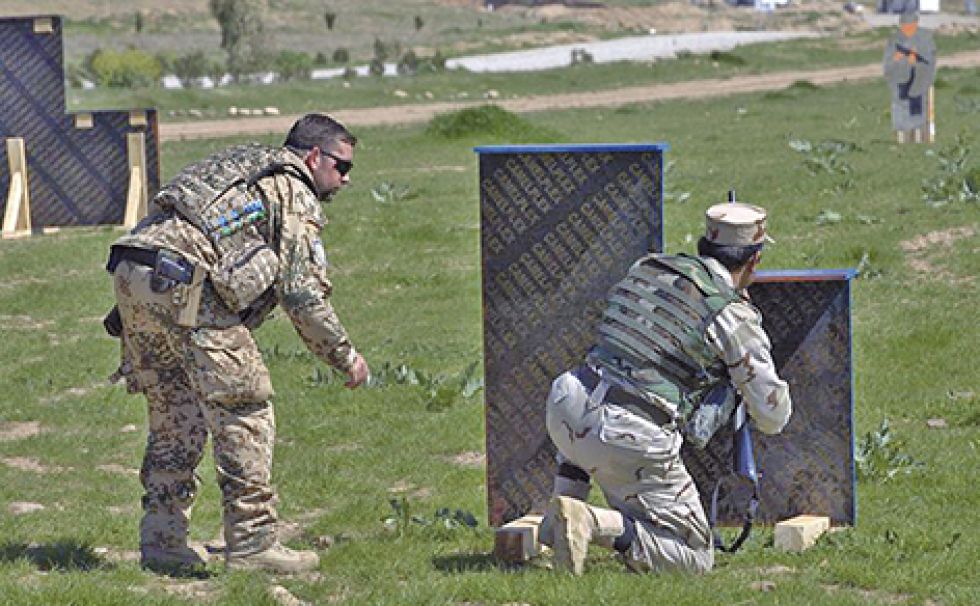 CONVENIO. Vista de un entrenamiento de soldados iraquíes por parte de instructores alemanes.
