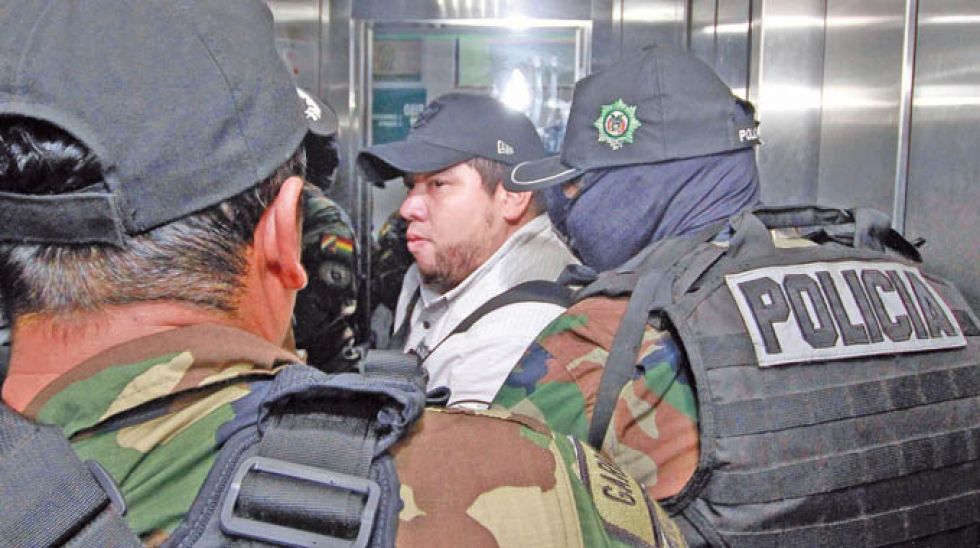 NEXOS. El supuesto narcotraficante Pedro Montenegro consiguió vincularse con altos jefes policiales y autoridades judiciales.
